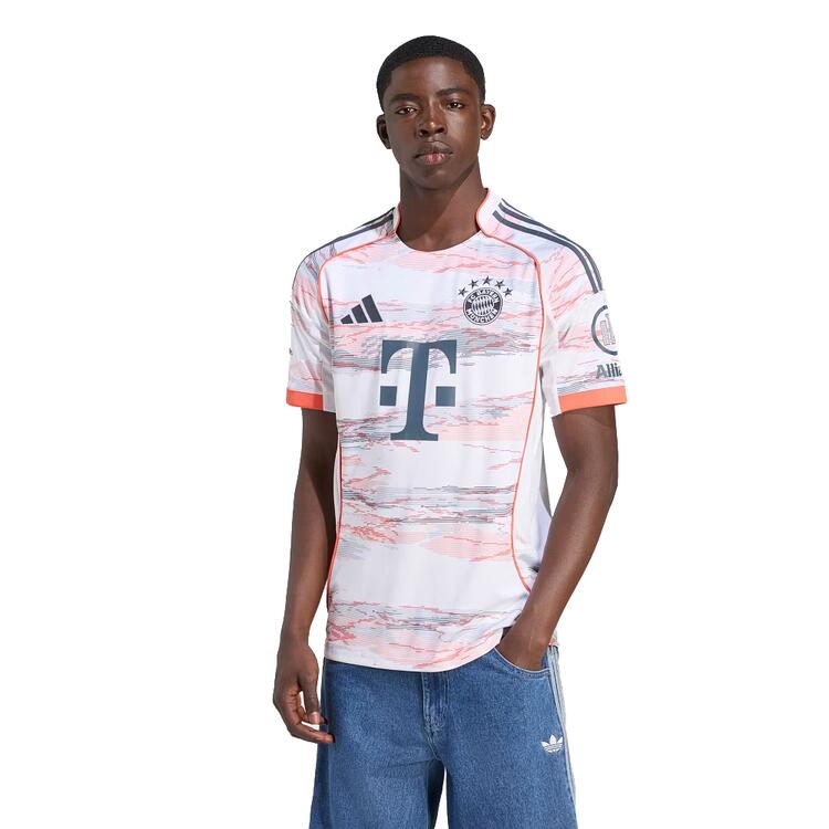 adidas FC Bayern Auswärts Trikot 25/26