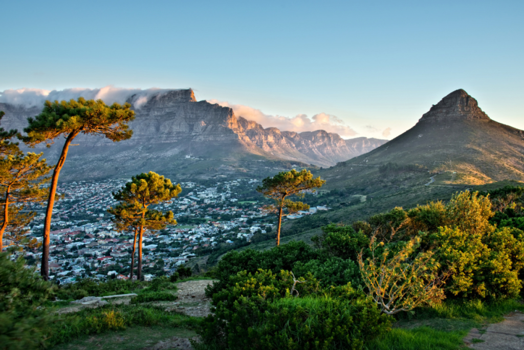 Bus-Rundreise/Südafrika: 17 Tage Südafrika – Küstenzauber & Safariabenteuer
