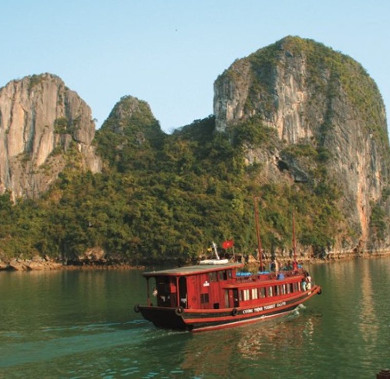 Bus-Rundreise/Vietnam: 15 Tage Vietnam erleben & Baden in Phan Thiet