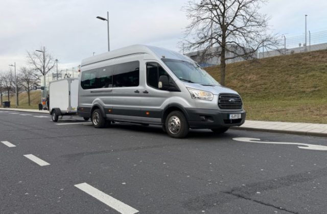 Flughafen-Shuttle-Parkplatz am Flughafen Köln/Bonn (CGN)