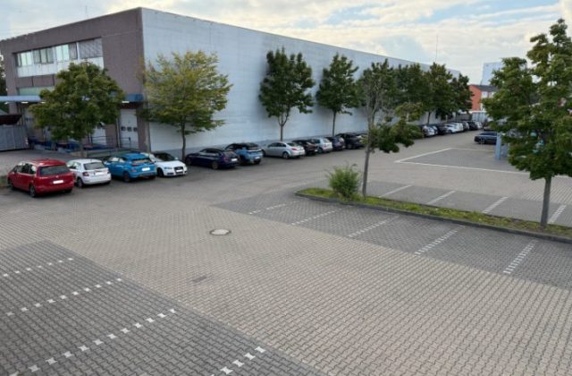 Mein-Flughafenparkplatz P2 am Flughafen Frankfurt am Main (FRA)