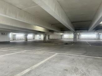 HANSA PARKING - P4-P5 am Flughafen Hamburg (HAM)