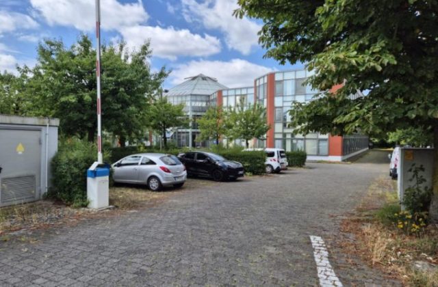 easyparking DUS - Valet - Parkplatz am Flughafen Düsseldorf (DUS)