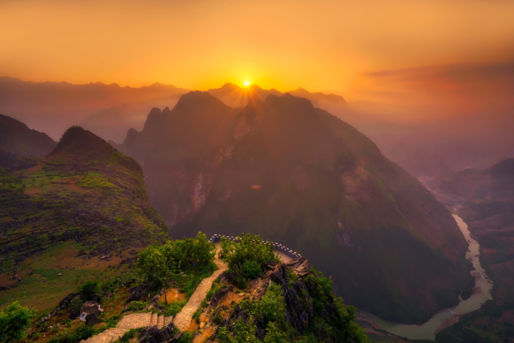 Bus-Rundreise/Vietnam: 17 Tage Faszinierendes Vietnam – Kulturelle Schätze von Norden bis Süden
