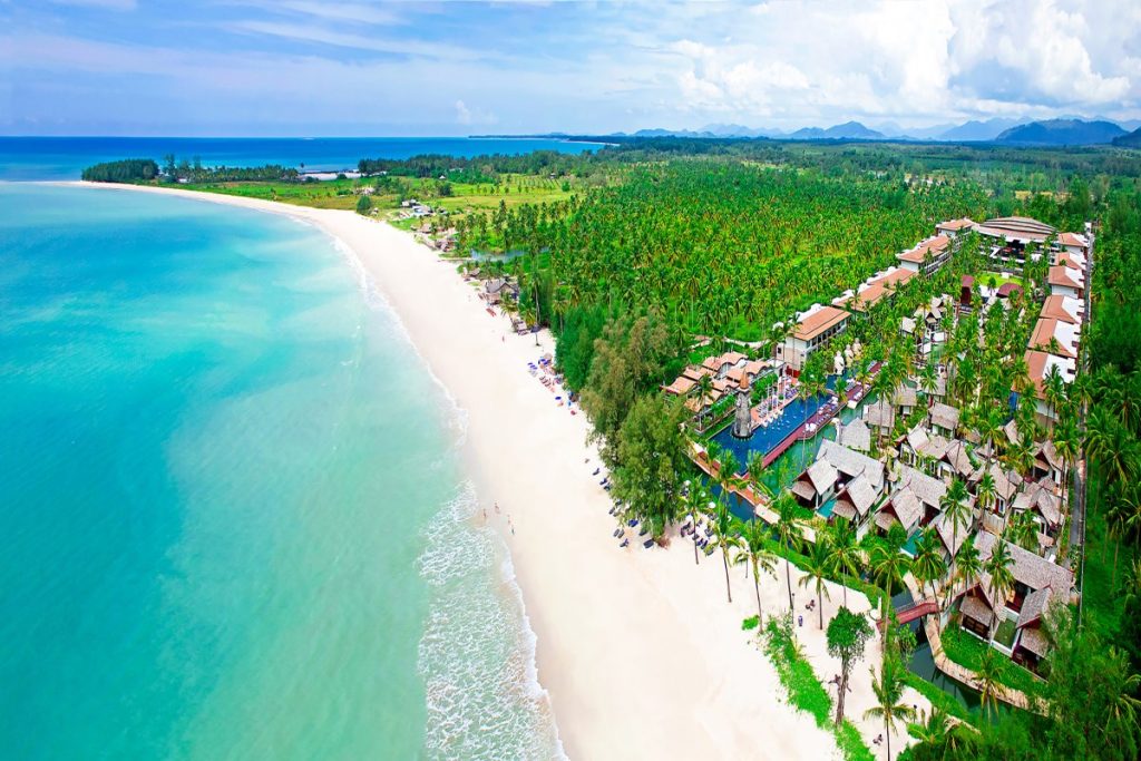 Badereise/Thailand: 24 Tage Baden im 5* Graceland Khaolak Resort